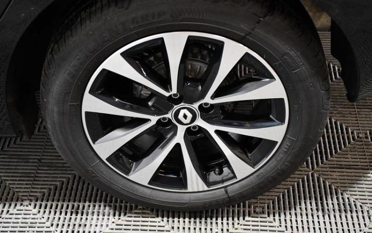 RENAULT CLIO NOIR GN-574-ZF