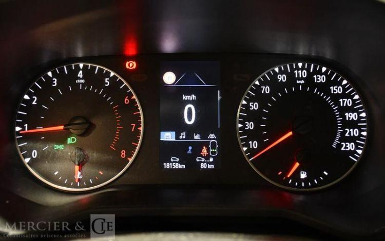 RENAULT CLIO NOIR GN-574-ZF