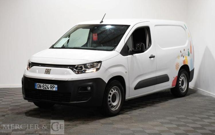 FIAT e-DOBLO BLANC GN-624-RP