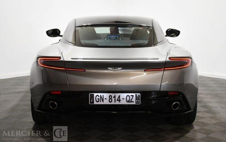 ASTON MARTIN DB11 COUPE 5.2 610ch BVA GRIS GN-814-QZ