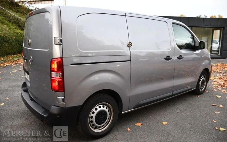 OPEL VIVARO M BLUEHDI 120 PACK GRIS GP-774-FA