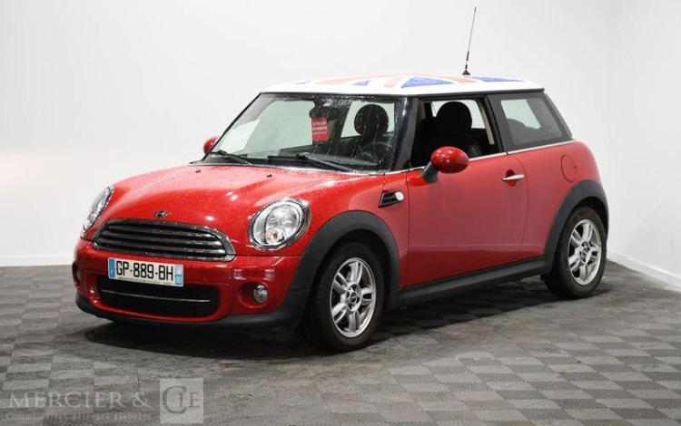 MINI COOPER 1,6 D 110 COOPER ROUGE GP-889-BH