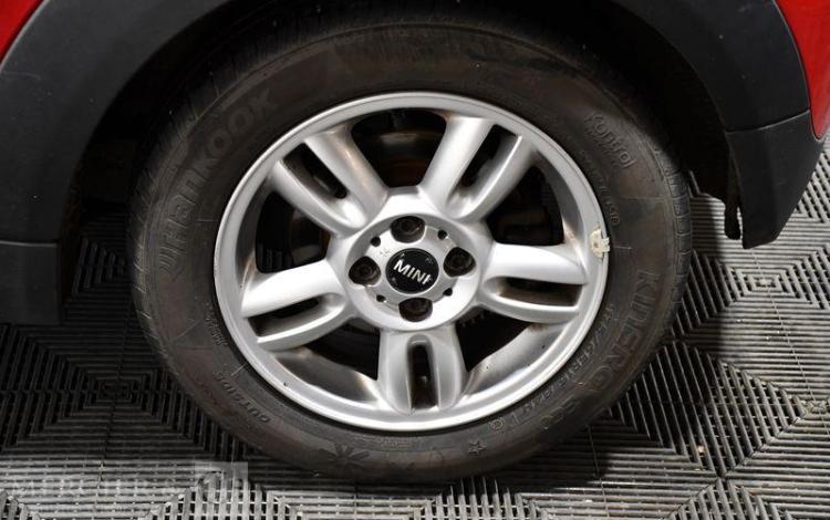 MINI COOPER 1,6 D 110 COOPER ROUGE GP-889-BH