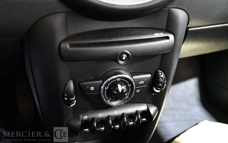 MINI COOPER 1,6 D 110 COOPER ROUGE GP-889-BH