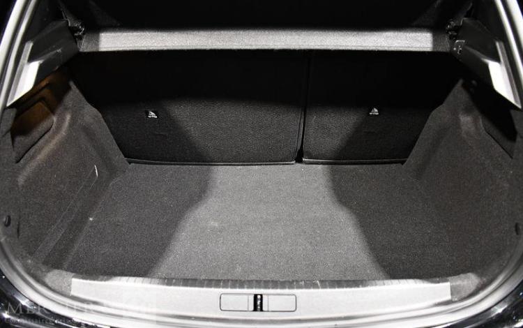 PEUGEOT 208 STYLE PURE TEECH 75 S&S NOIR GQ-002-LF