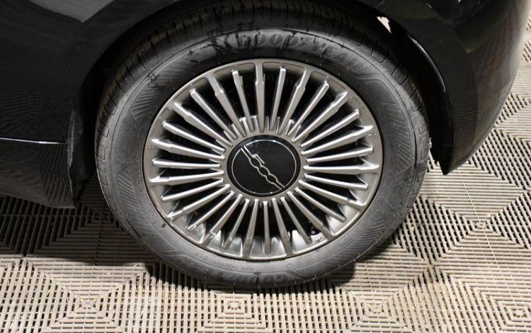 FIAT 500 ELECTRIC 95 23.7KWH ICONE NOIR GQ-083-QN