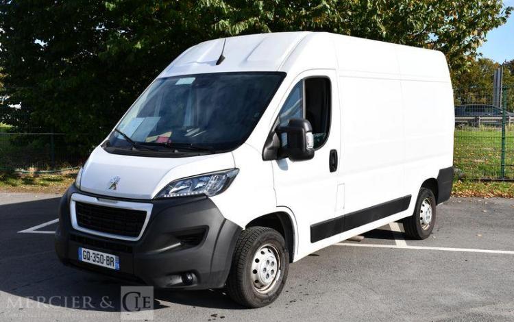 PEUGEOT BOXER FOURGON 333 2.2 BLUEHDI 140 L2H2 BLANC GQ-350-BR