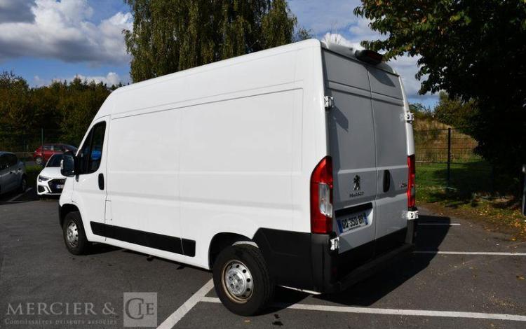 PEUGEOT BOXER FOURGON 333 2.2 BLUEHDI 140 L2H2 BLANC GQ-350-BR