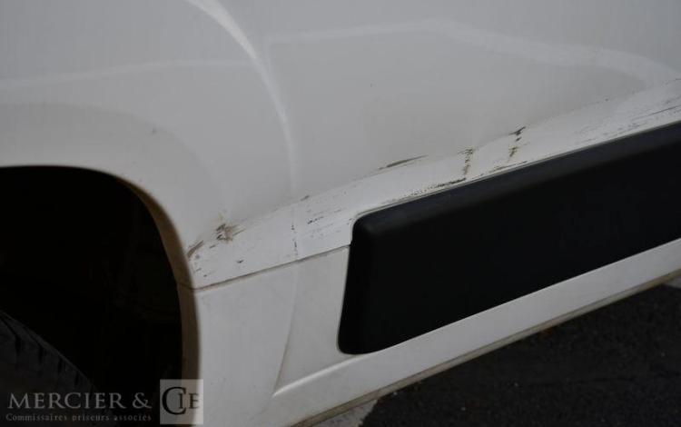 PEUGEOT BOXER 35 L3H3 2.2 BLUEHDI 140ch BLANC GQ-579-ZD