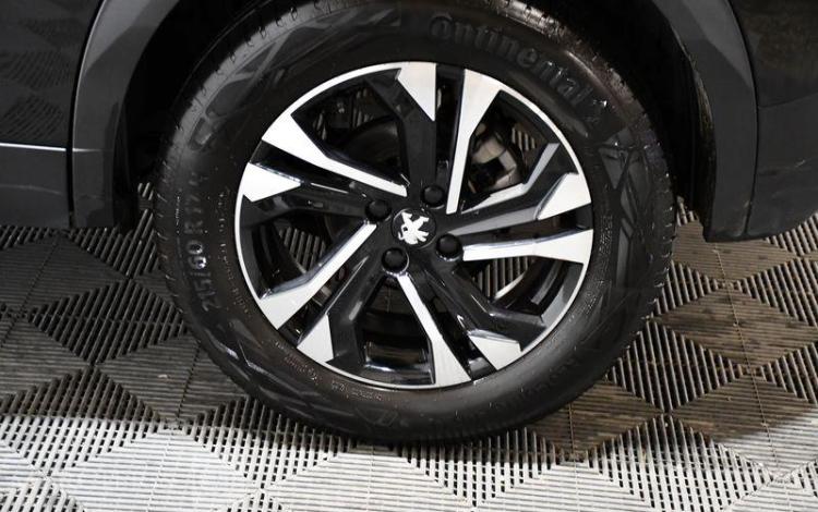 PEUGEOT 2008 1.2 PURETECH 130 ALLURE PACK EAT NOIR GQ-649-LE