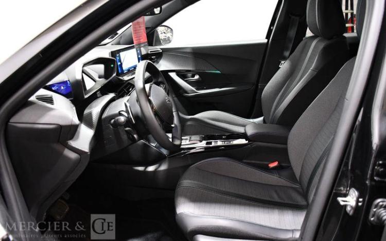 PEUGEOT 2008 1.2 PURETECH 130 ALLURE PACK EAT NOIR GQ-649-LE