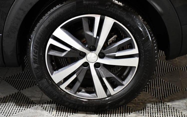 PEUGEOT 3008 NOIR GR-075-YM