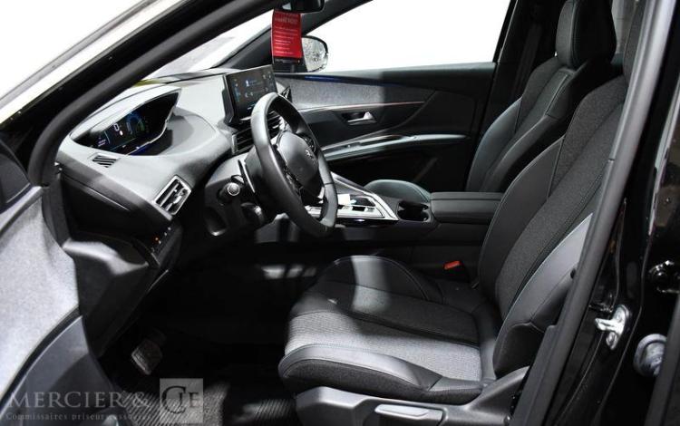 PEUGEOT 3008 NOIR GR-075-YM