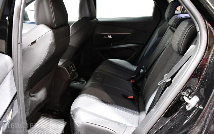 PEUGEOT 3008 NOIR GR-075-YM