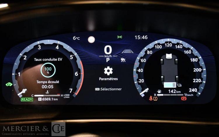 TOYOTA COROLLA BLANC GR-098-RD