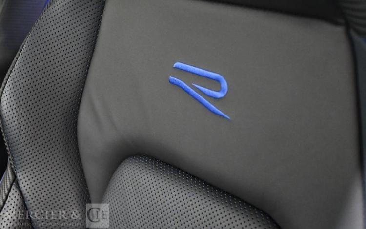 VOLKSWAGEN GOLF VIII R EDITION 20ANS 2.0 TSI 333ch 4MOTION DSG7 BLANC GR-708-WQ