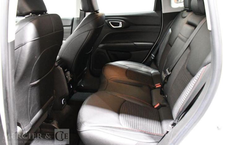 JEEP COMPASS BLANC GS-322-FH