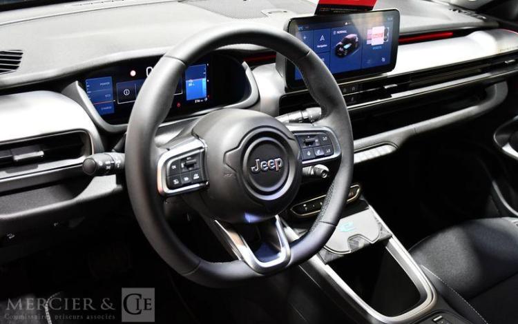 JEEP AVENGER BEV 115kw ALTITUDE NOIR GS-516-BL