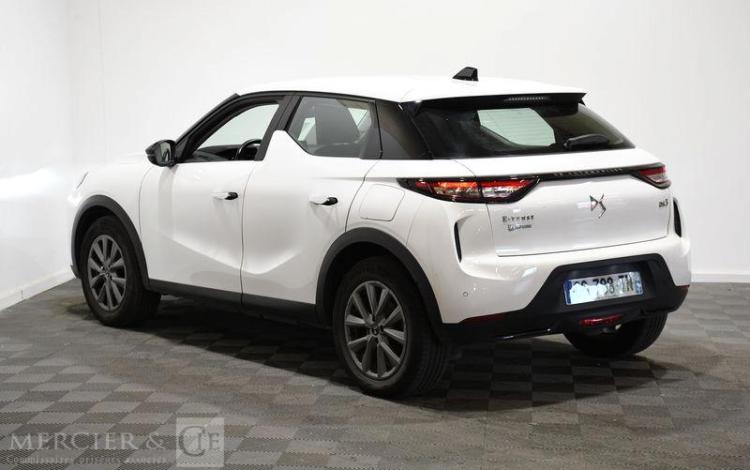 DS DS3 CROSSBACK STE 46kWh 136ch BASTILLE BLANC GS-788-TN