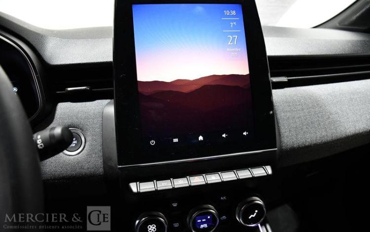 RENAULT CLIO 1.6 E-TECH 145H 95 HYBRID 1.2KWH TECHNO BVA NOIR GT-097-EQ