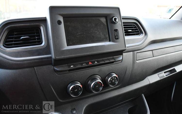 RENAULT MASTER F3500 L2H2 BLUE DCI135 GD CFT E6DF BLANC GT-635-VR