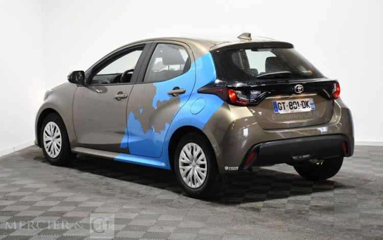 TOYOTA YARIS AUTO ECOLE 1.0 VVTI 70 DYNAMIC GRIS GT-801-DK