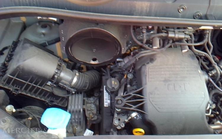 VOLKSWAGEN CRAFTER VAN 3T5 TDI 177CV AMBULANCE BLANC GT-966-QE