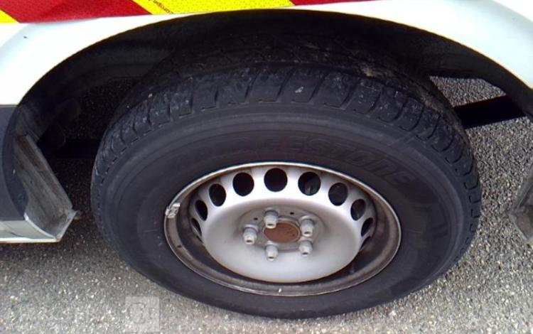 VOLKSWAGEN CRAFTER VAN 3T5 TDI 177CV AMBULANCE BLANC GT-966-QE