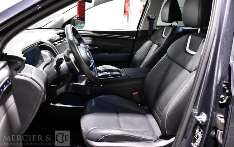HYUNDAI TUCSON EXECUTIVE GRIS GV-686-WM