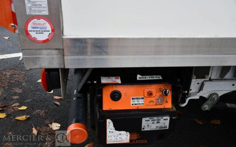 CITROEN JUMPER BLANC GW-228-NJ