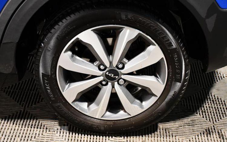 KIA STONIC ACTIVE BLEU GX-439-HS