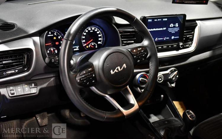KIA STONIC ACTIVE BLEU GX-439-HS