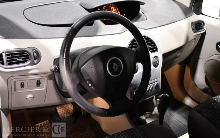 RENAULT MODUS 1.6 115 TECH-RUN ESP BVA GRIS GY-390-RD