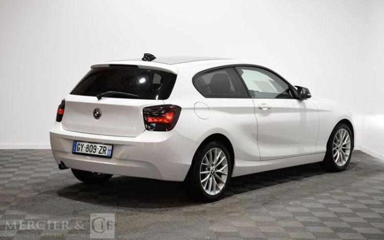 BMW SERIE 1 1,6 116 I 135 LOUNGE BLANC GY-809-ZR
