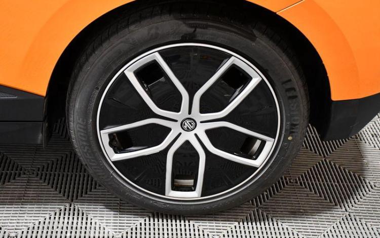 MG MG4 ELECTRIC 205ch 64KWH LUXURY ORA HB-199-FG