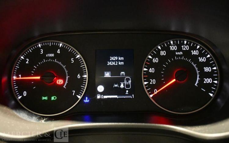 DACIA SANDERO ESSENTIAL SCE 65 24 GRIS HB-269-NC