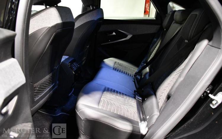PEUGEOT 3008 NOIR HC-139-LP