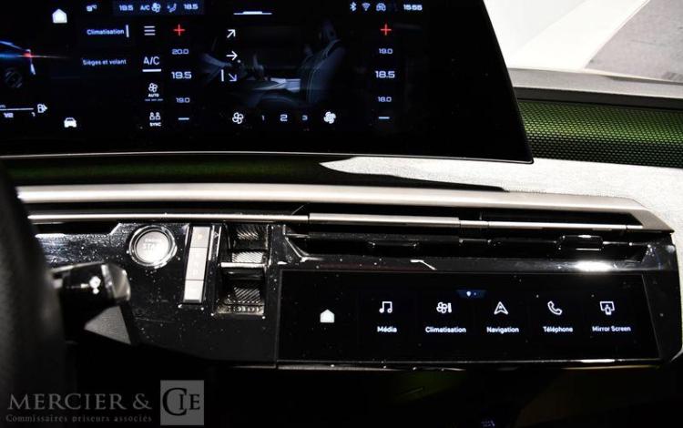 PEUGEOT 3008 NOIR HC-139-LP