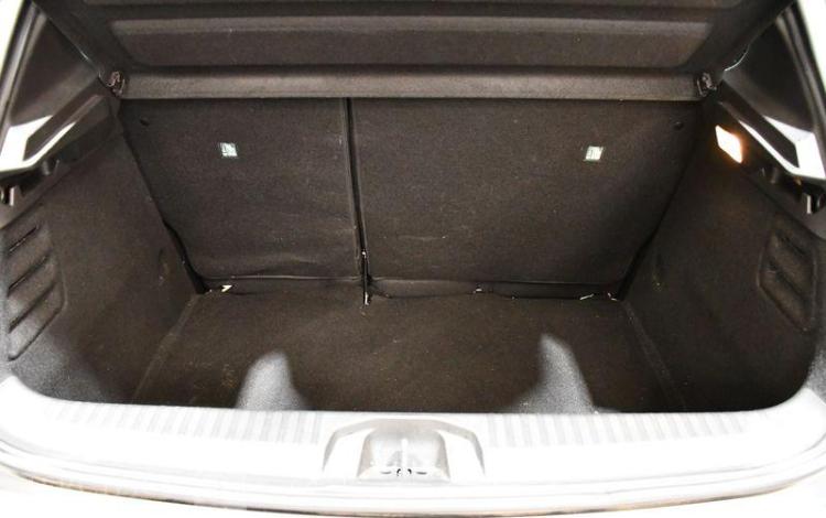 RENAULT CLIO A,E BLUE DCI 100 GRIS HD-052-GE