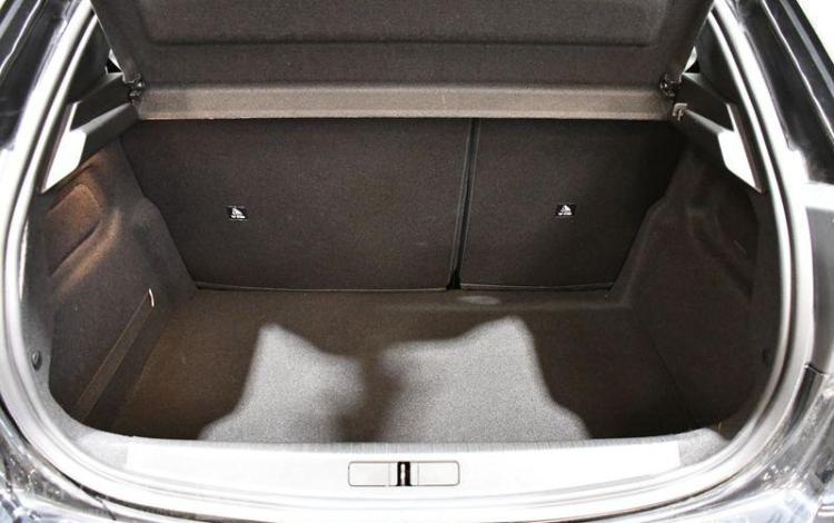 PEUGEOT 208 GRIS PZ2M315