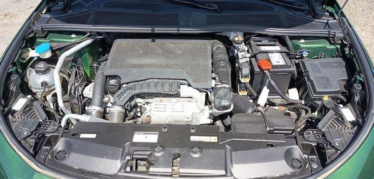 PEUGEOT 308 1.2 PURETECH 130 ALLURE PACK EAT – ESSENCE 22523 KMS – ANNEE 2023 VERT PZ3G370