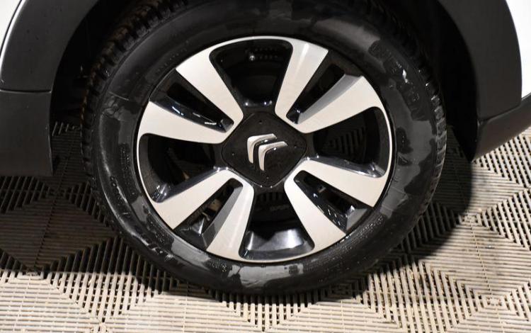 CITROEN C3 1.2 PURETECH 82ch SHINE BLANC/ROUGE PZ3G790