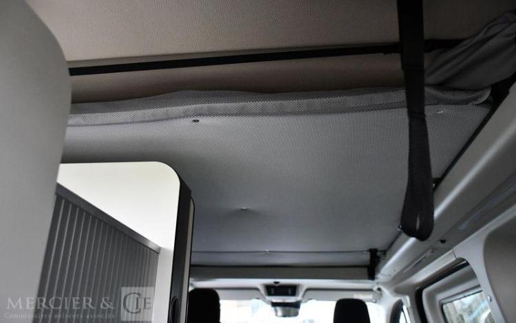 FORD AUTOCAMP FONT VENDOME 2,2 170CH BA GRIS U64413