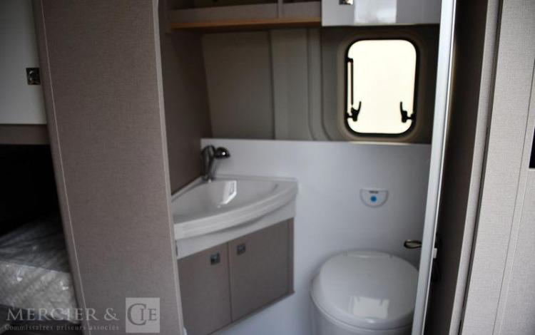 RENAULT CAMPING-CAR VAN  – DELFIN BURNSTER – MASTER 2.3DCI 145 CH  994.266