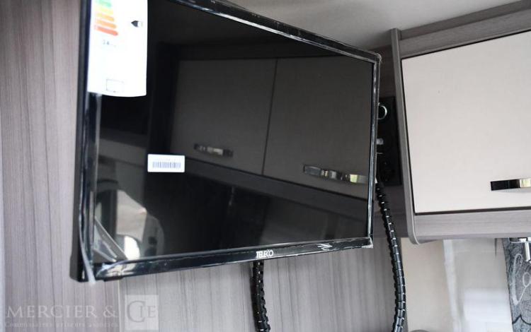 HOBBY V65 GQ 2,2L 140CH  52.365