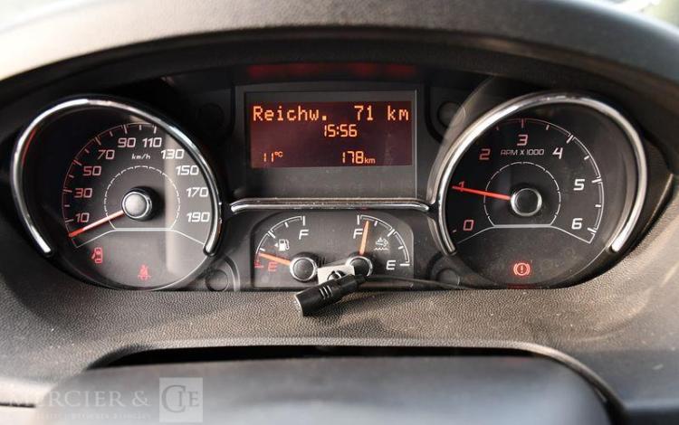 HOBBY V65 GQ 2,2L 140CH  52.365