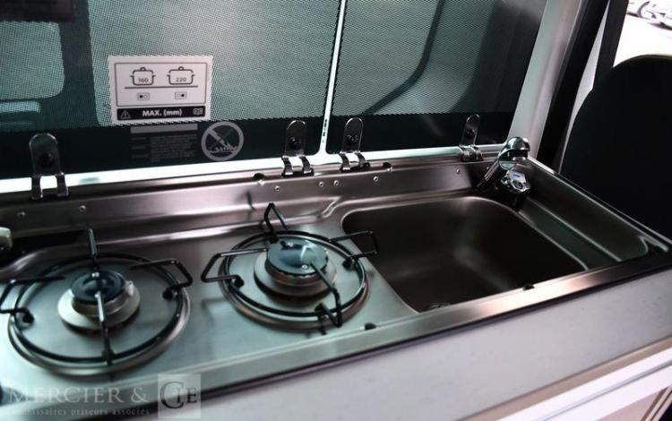 RENAULT CAMPING-CAR VAN – PLAYA BURNSTER – RENAULT TRAFIC PHASE 2 150CV  896.169