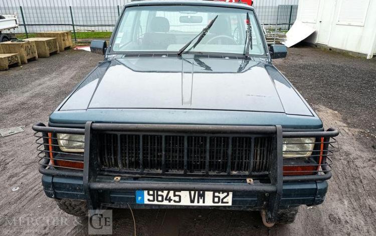 JEEP 4X4 CHEROKEE XJ 174CV BOITE AUTOMATIQUE  9645VM62