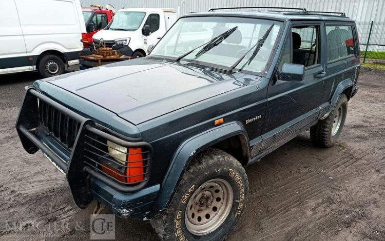 JEEP 4X4 CHEROKEE XJ 174CV BOITE AUTOMATIQUE  9645VM62