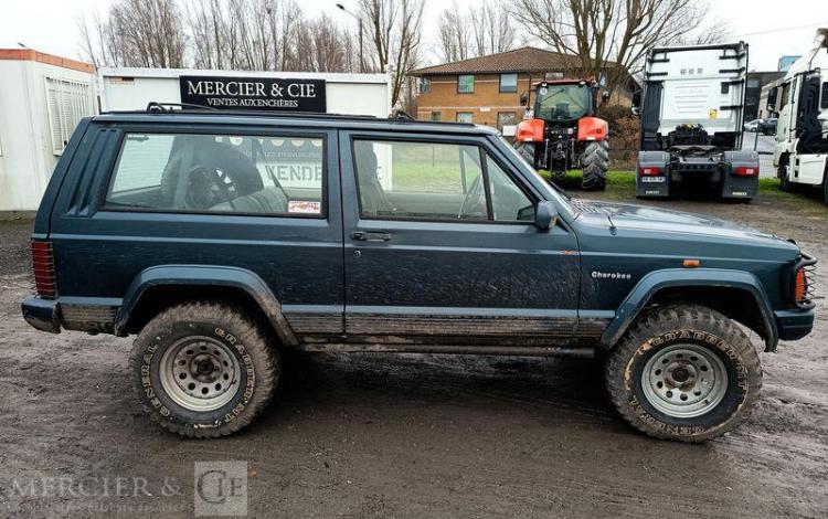 JEEP 4X4 CHEROKEE XJ 174CV BOITE AUTOMATIQUE  9645VM62
